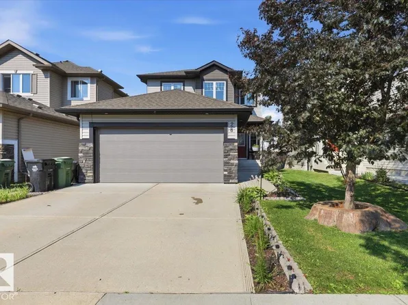 28 Sutherland St, Leduc, AB T9E 8R6