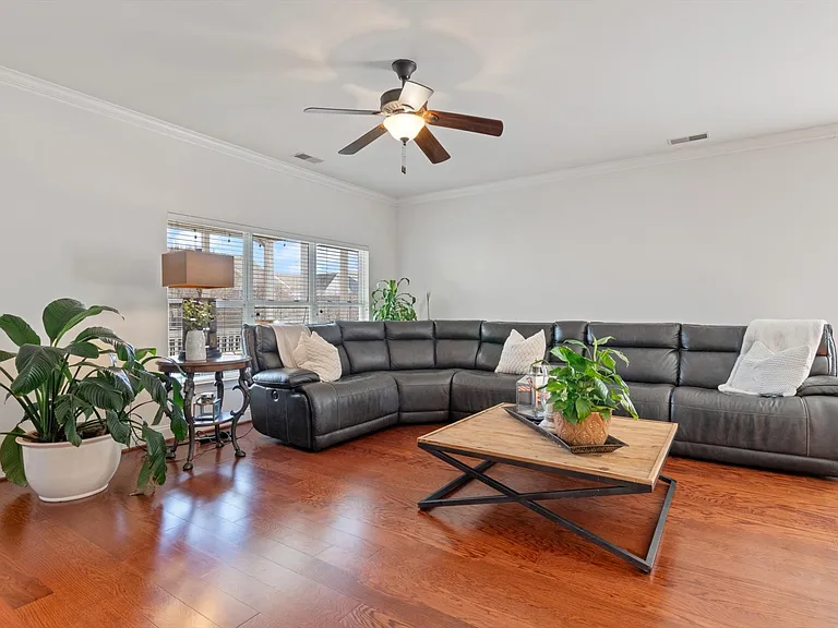 614 Patriot Ln — Photo 18