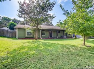 123 View Point Dr E, Boerne, TX 78006