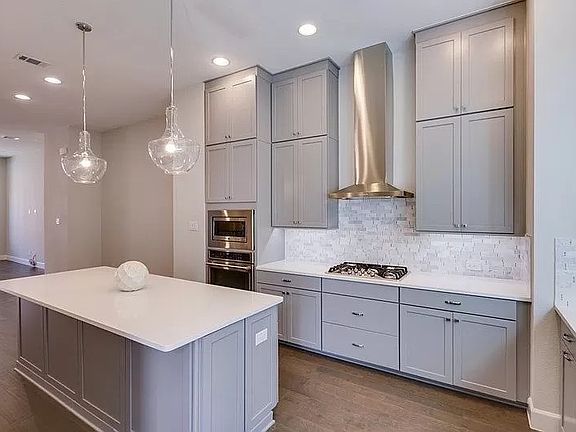 4th image of 1366 Branchwood Pl