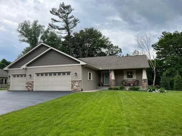 1305 West Elm Avenue, Menomonie, WI 54751