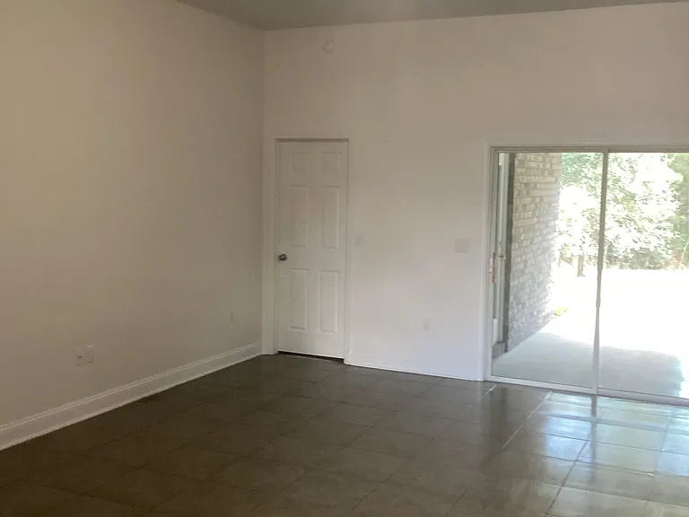 10991 Lothmore Rd — Photo 5