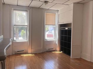 1249 Shackamaxon St #1F, Philadelphia, PA 19125