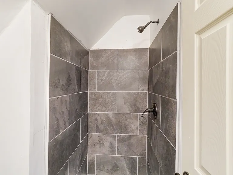 1768 Williams Ave — Photo 47