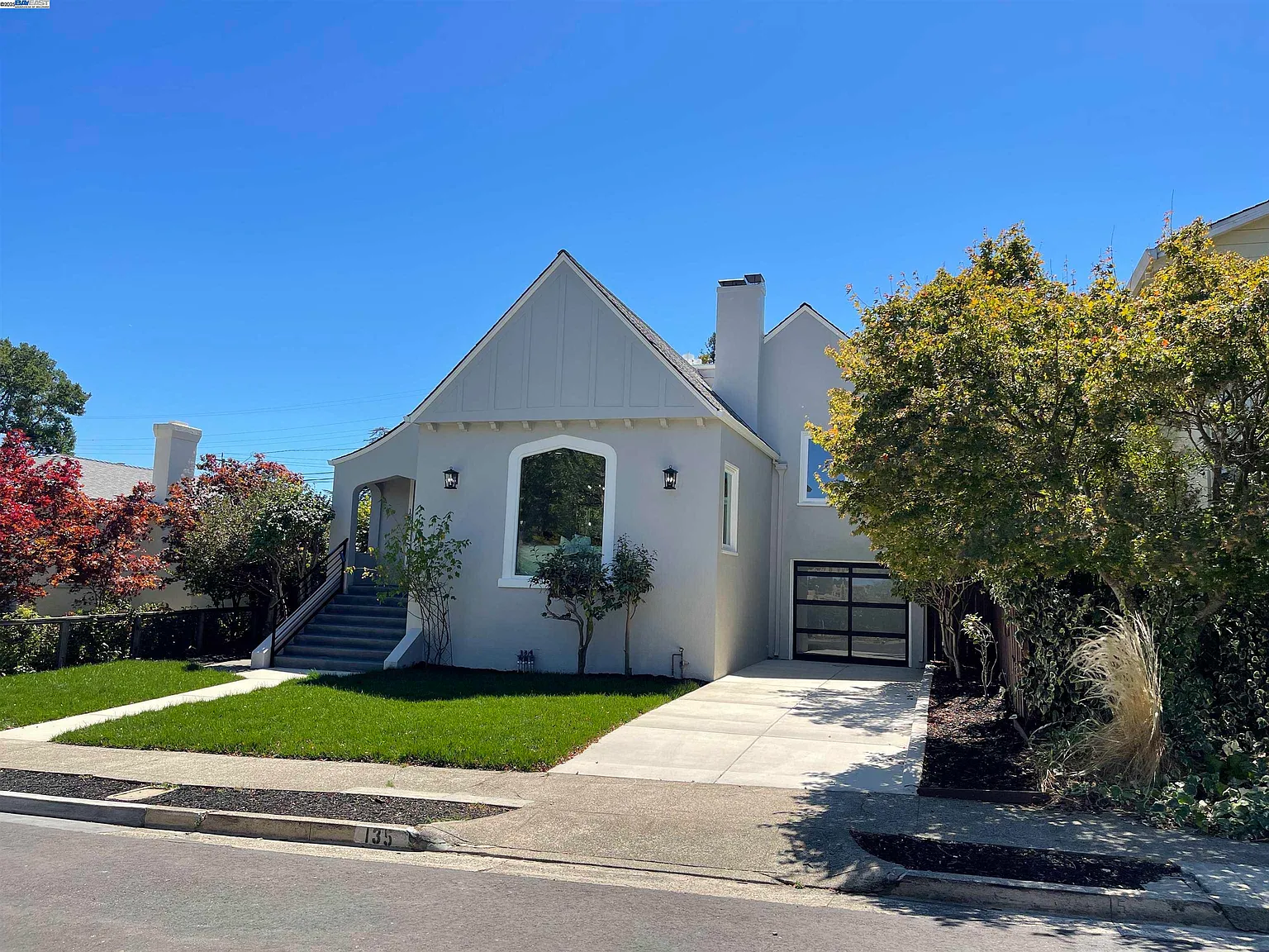 135 Morningside Dr photo 1