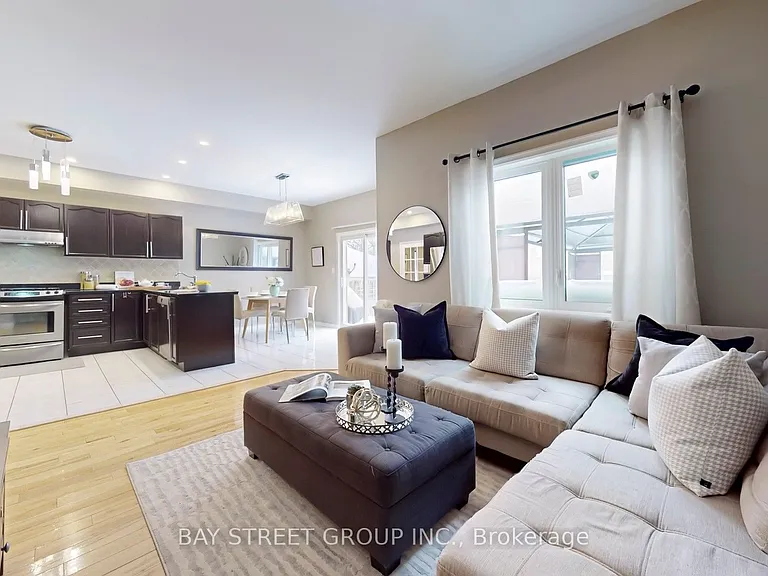 7229 Dime Cres — Photo 5