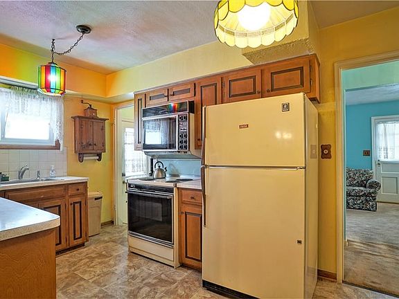 5th image of 2650 Maitland Cir