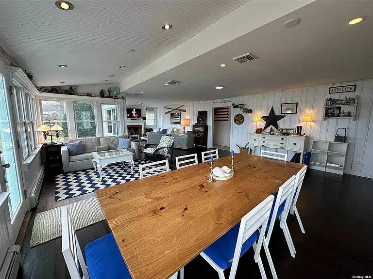 1100 Pine Ave — Photo 5