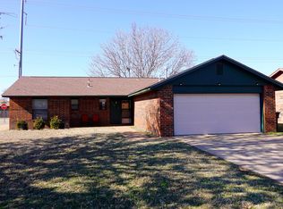 118 Brookwood St, Enid, OK 73703