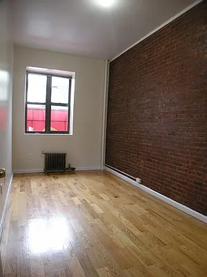 Rented by Vickers Realty | media 9