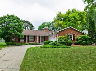 1032 Shelter Ln, Lansing, MI 48912