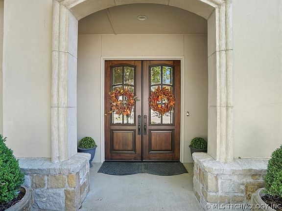 5th image of 7226 E 111th Pl S