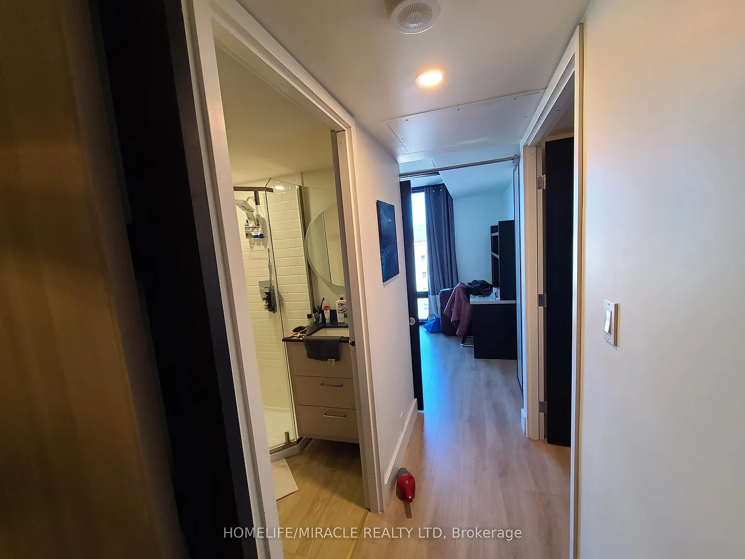 2 bed, $1,800 — Photo 2