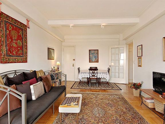 2nd image of 467 Central Park W APT 11D