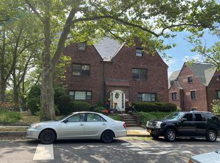 4324 Orient Ave, Flushing, NY 11363
