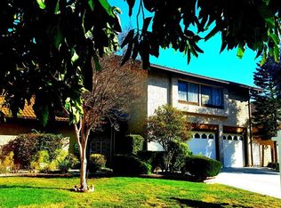 3251 N Blue Ridge Ct, Thousand Oaks, CA 91362