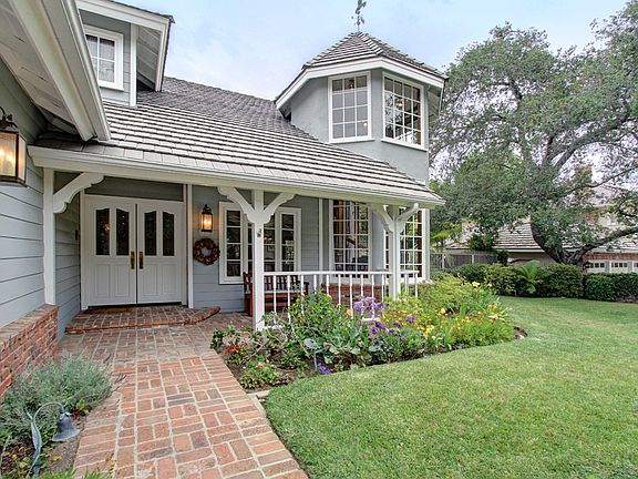 2nd image of 233 Windwood Lane