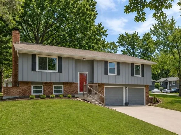 9957 Parkhill St, Lenexa, KS 66215