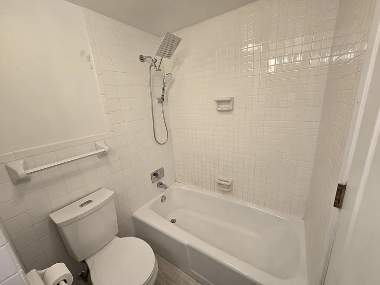 1020 15th St #21M — Photo 13