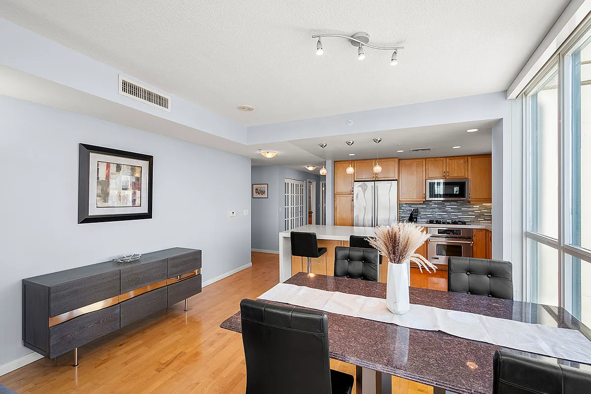 2 bed, 1209 sqft, $6,500 — Photo 2