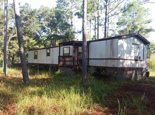19 Short Dr, Panacea, FL 32346