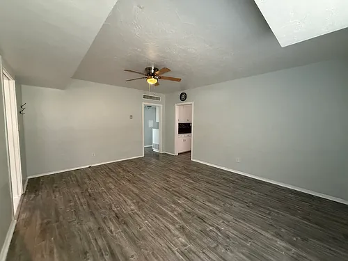 329 S Richmond Rd #B Photo 1
