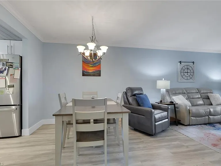 2121 Collier Ave #508 — Photo 6