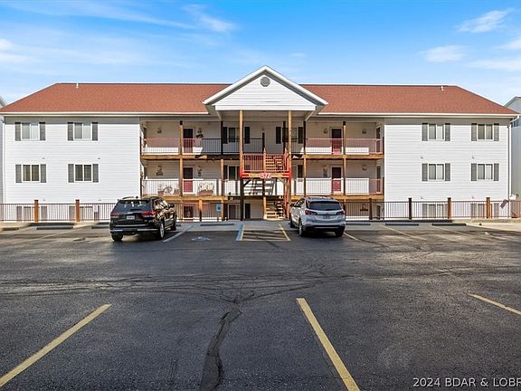 2nd image of 572 Clearwater Dr #1A