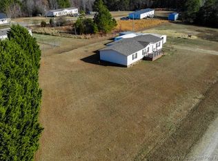 85 Mannsfield Ln, Broadway, NC 27505