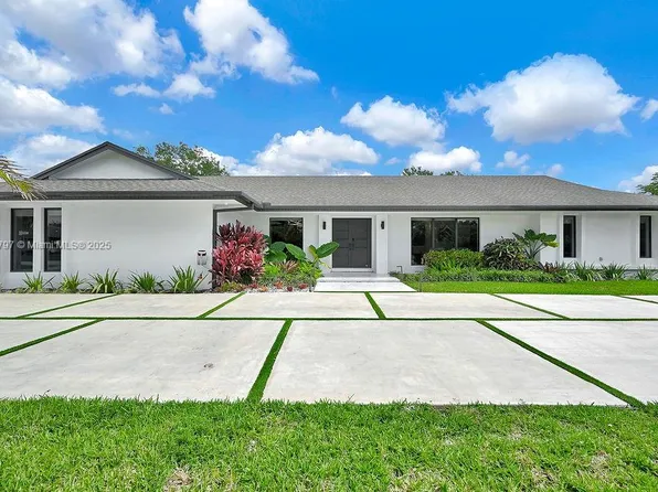 10105 SW 131st Ter, Miami, FL 33176