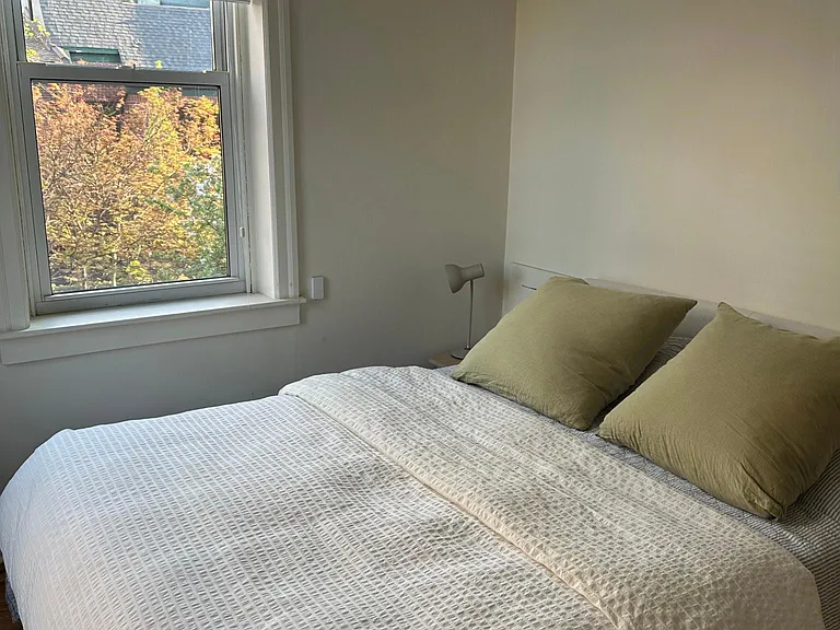 812 Pine St #2 — Photo 3