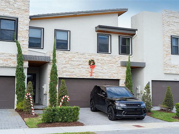 3rd image of 7934 NW 105th Ave #7934