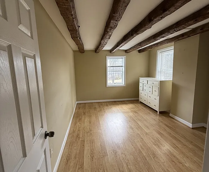 4060 Ridge Rd — Photo 5