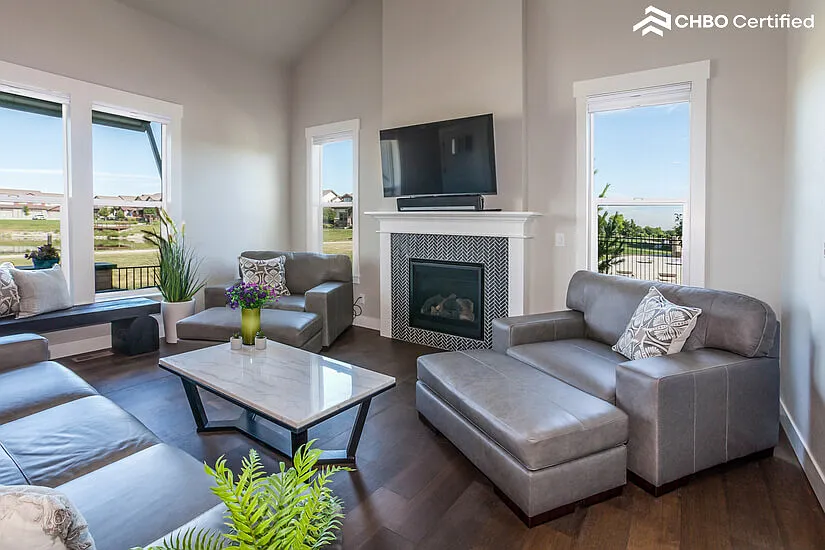 Furnished 4BR Townhome Windsor CO — Photo 2