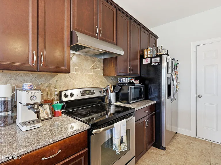 90 Quatrefoil Ct — Photo 14