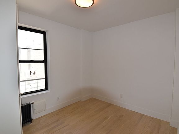 5th image of 327 E 19th St APT 4R