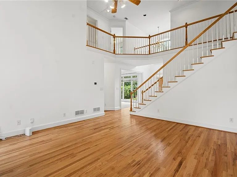270 Edwardton Ct — Photo 13
