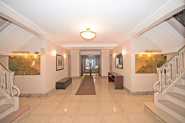 Sold by Mont Sky Real Estate | media 8