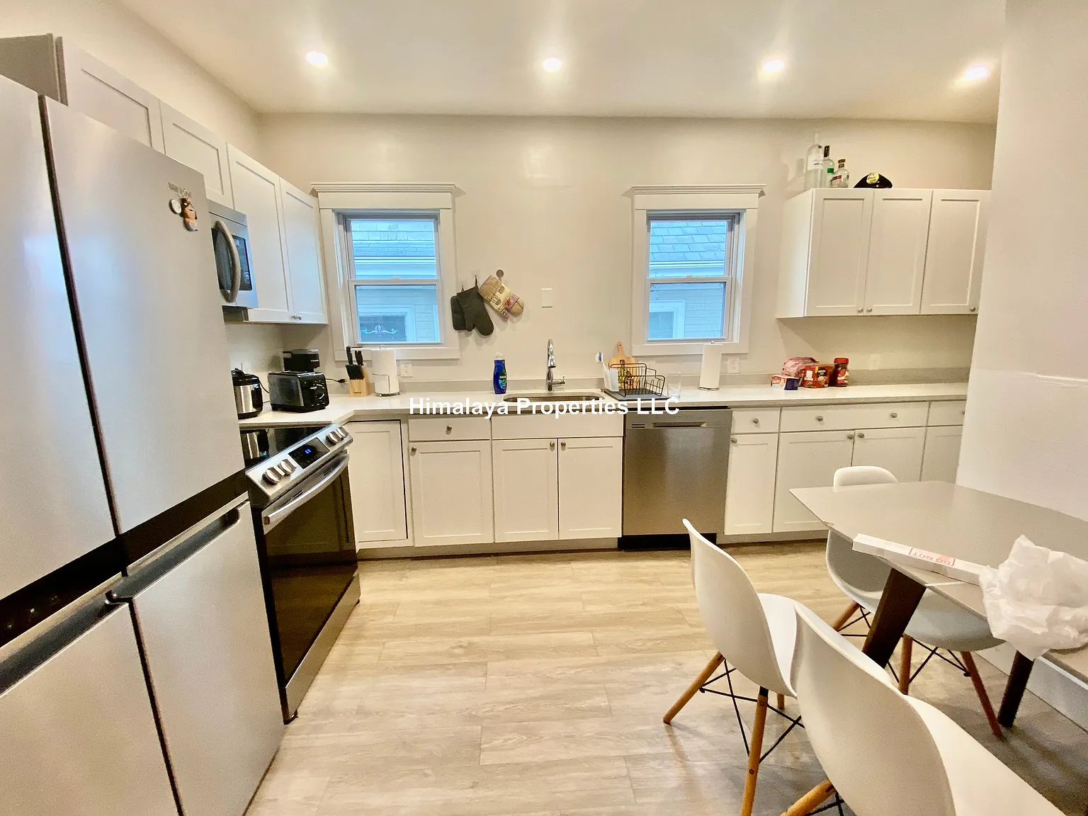 4 bed, $5,700 — Photo 2