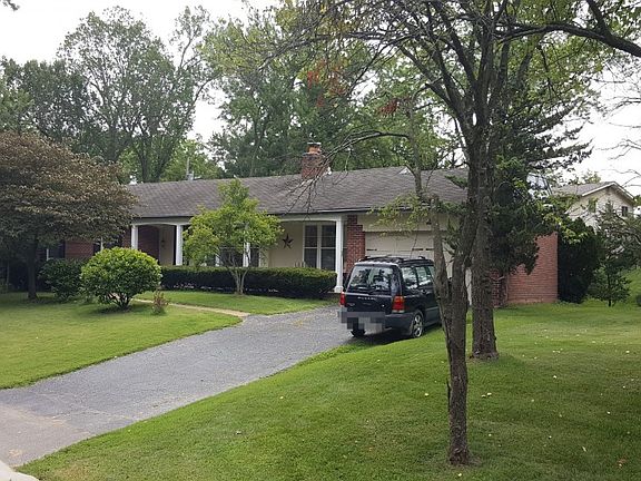 2nd image of 11822 Bayberry Ln