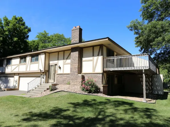 7511 Zinnia Way N, Maple Grove, MN 55311
