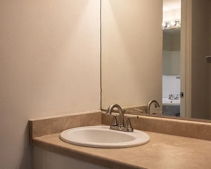The Ramac Apartments — Photo 9
