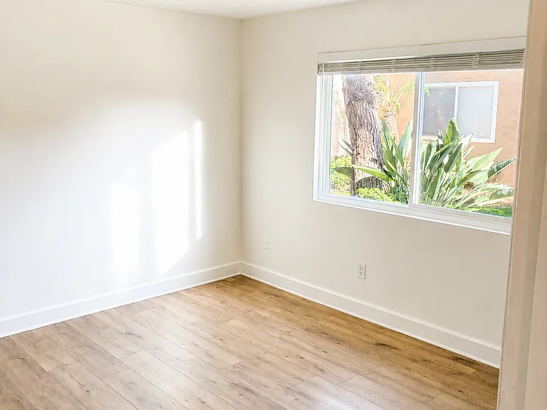 1386 E Madison Ave #17 — Photo 10