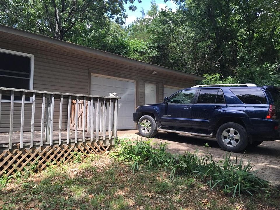 2nd image of 163 Terrace Crest Ln