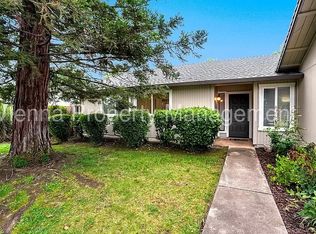 625 Flower Dr, Folsom, CA 95630