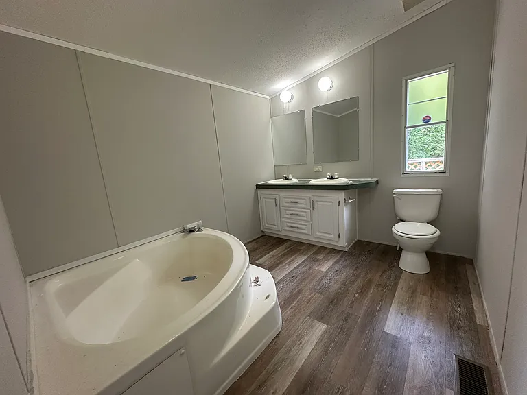 127 Owens Ln — Photo 14