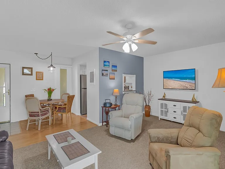 1860 Robalo Dr #203A — Photo 8