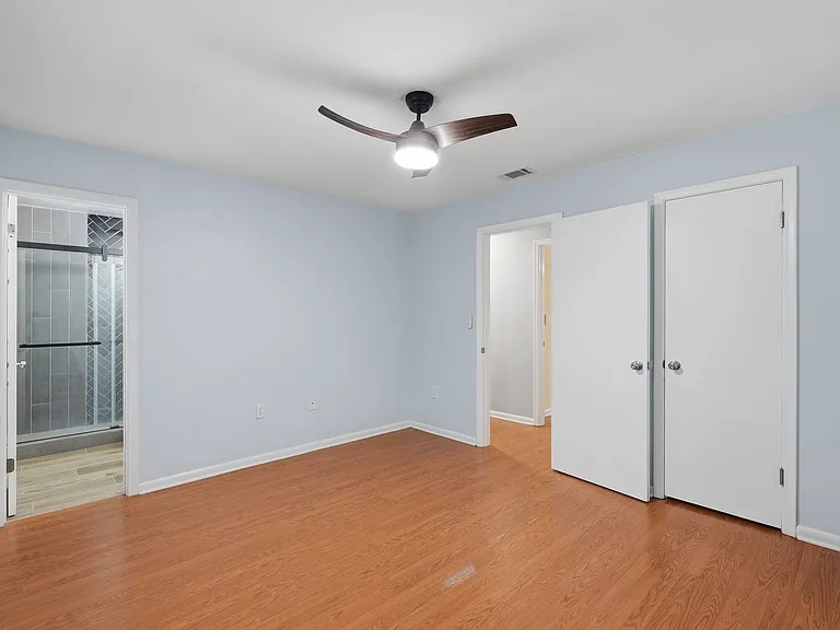 3309 NW 18th St — Photo 16