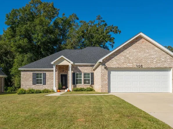 908 Parham Ln, Bainbridge, GA 39819