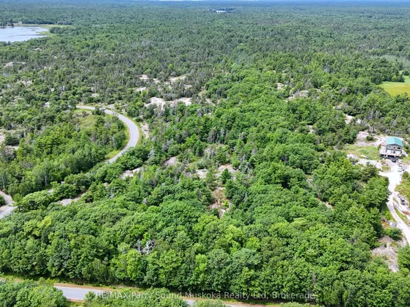 3 Corduroy Bay Rd, Carling, ON P0G 1G0